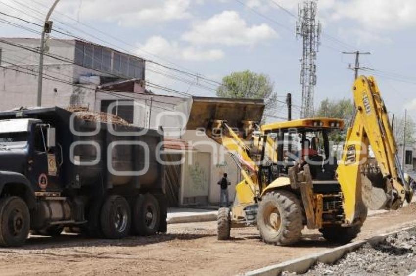 REHABILITACIÓN AVENIDA XONACA