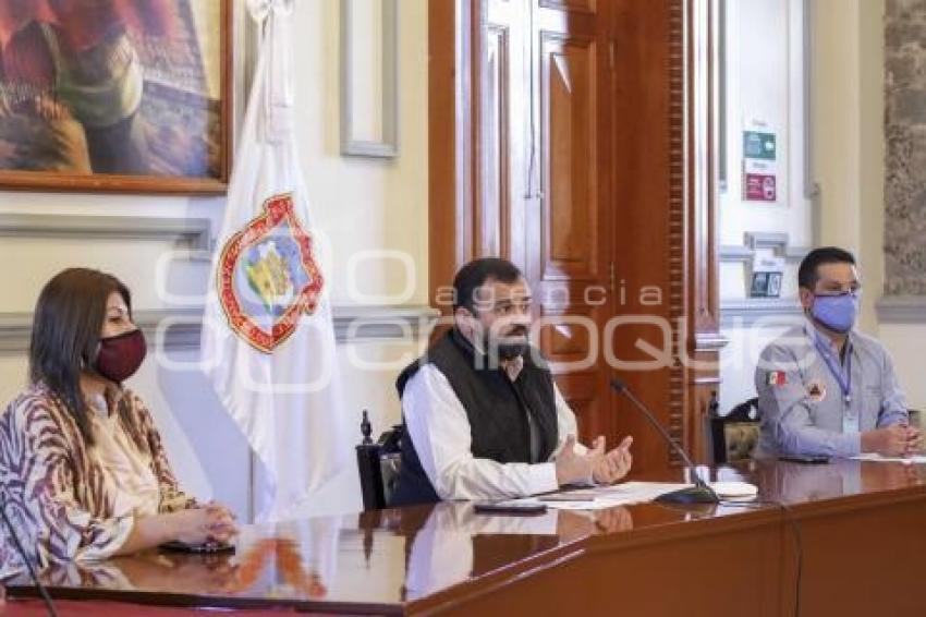 GOBIERNO MUNICIPAL . CIERRE DE PANTEONES