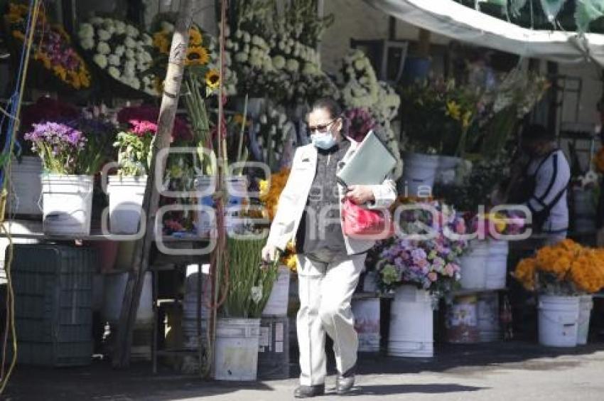 ECONOMÍA . VENTA DE FLOR