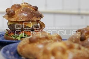 HAMBURGUESA DE HOJALDRA