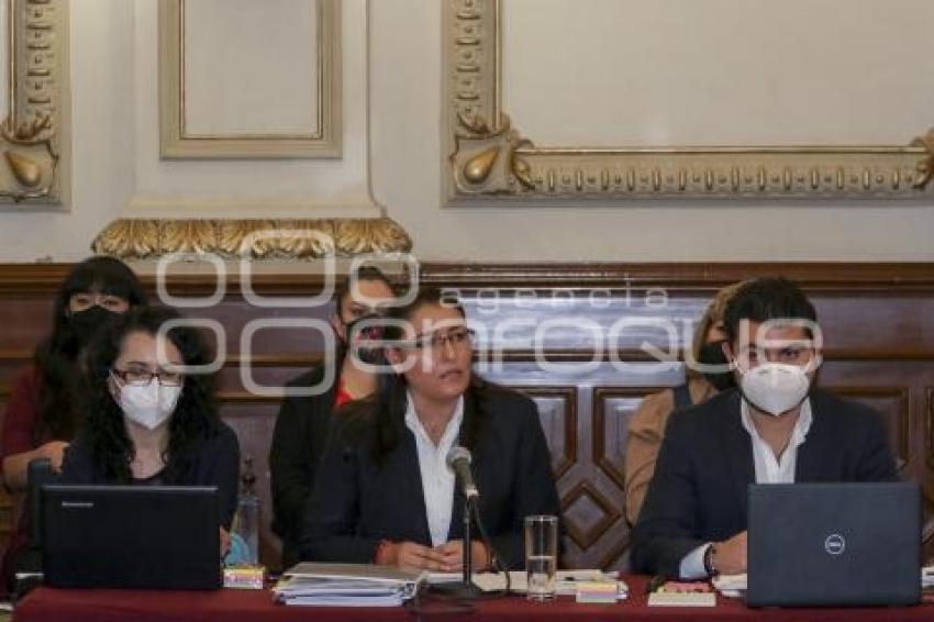 AYUNTAMIENTO . COMPARECENCIA DIF