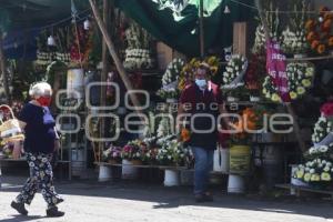 ECONOMÍA . VENTA DE FLOR