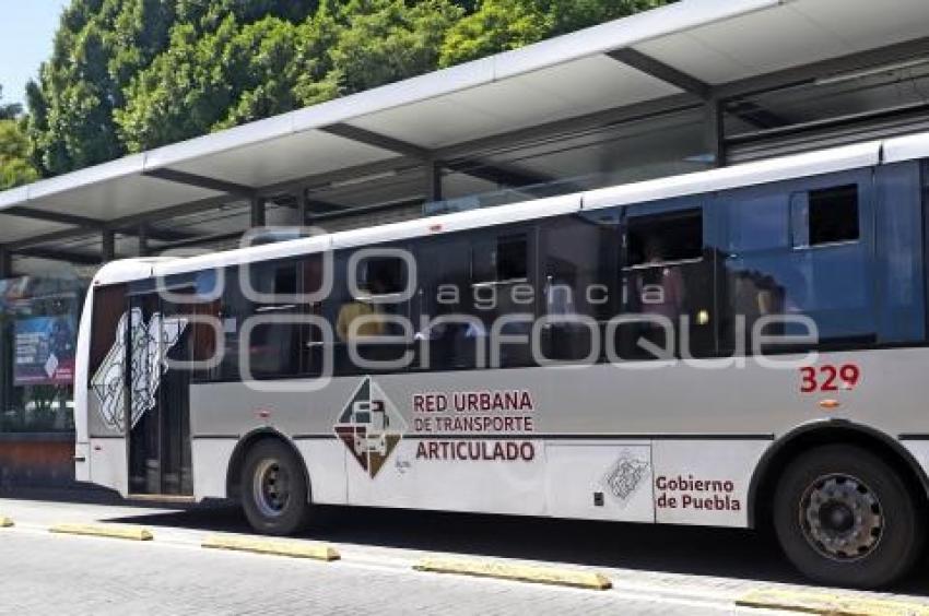 TRANSPORTE PÚBLICO