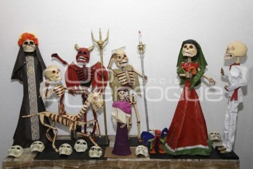 DÍA DE MUERTOS . CARTONERÍA