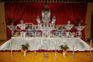 OFRENDA . CASA DE CULTURA