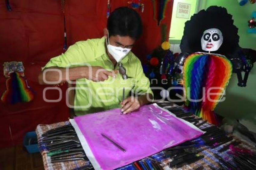 ELABORACIÓN PAPEL PICADO