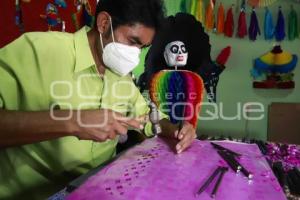 ELABORACIÓN PAPEL PICADO