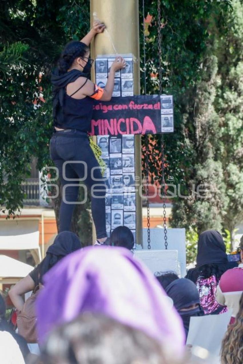 MARCHA FEMINISTA