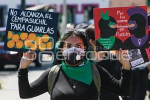 MARCHA FEMINISTA