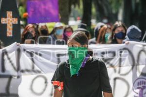 MARCHA FEMINISTA