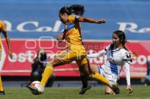 FÚTBOL FEMENIL . PUEBLA VS TIGRES