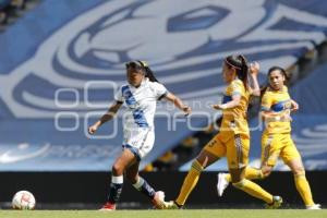 FÚTBOL FEMENIL . PUEBLA VS TIGRES