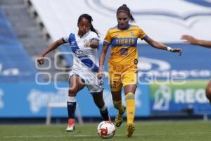 FÚTBOL FEMENIL . PUEBLA VS TIGRES