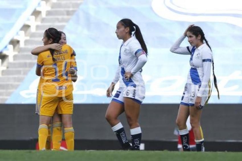 FÚTBOL FEMENIL . PUEBLA VS TIGRES