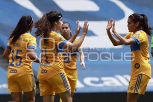 FÚTBOL FEMENIL . PUEBLA VS TIGRES