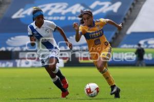 FÚTBOL FEMENIL . PUEBLA VS TIGRES