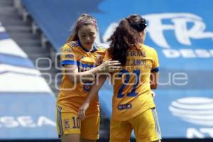 FÚTBOL FEMENIL . PUEBLA VS TIGRES