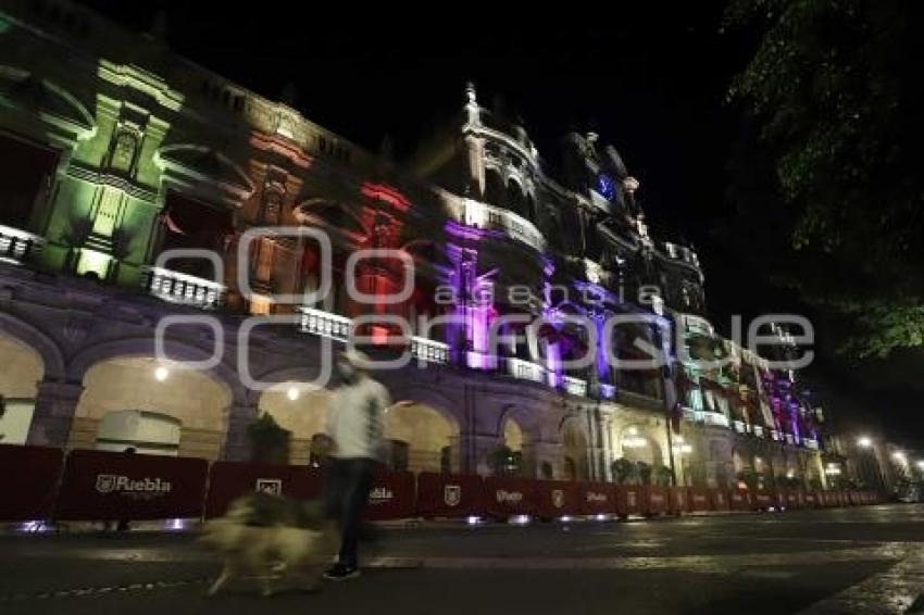 AYUNTAMIENTO . ILUMINACIÓN LGBTTTI