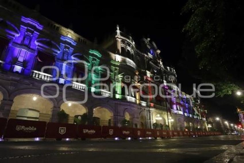 AYUNTAMIENTO . ILUMINACIÓN LGBTTTI