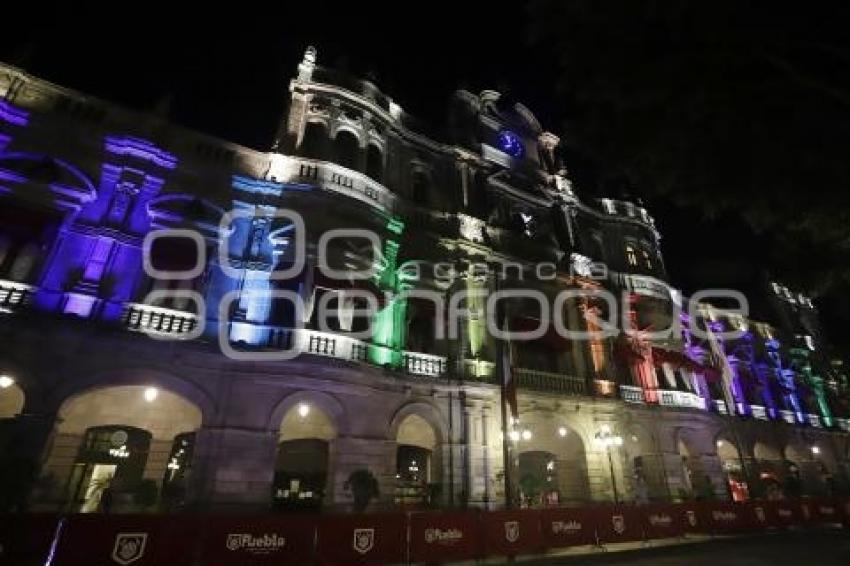 AYUNTAMIENTO . ILUMINACIÓN LGBTTTI