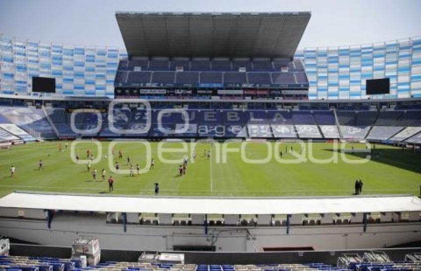 FÚTBOL FEMENIL . PUEBLA VS  CHIVAS