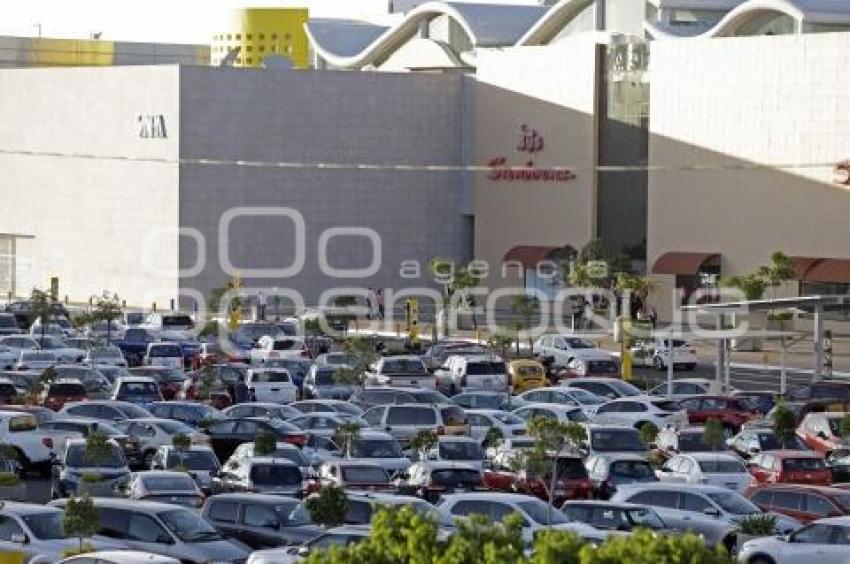 BUEN FIN . ESTACIONAMIENTO ANGELÓPOLIS