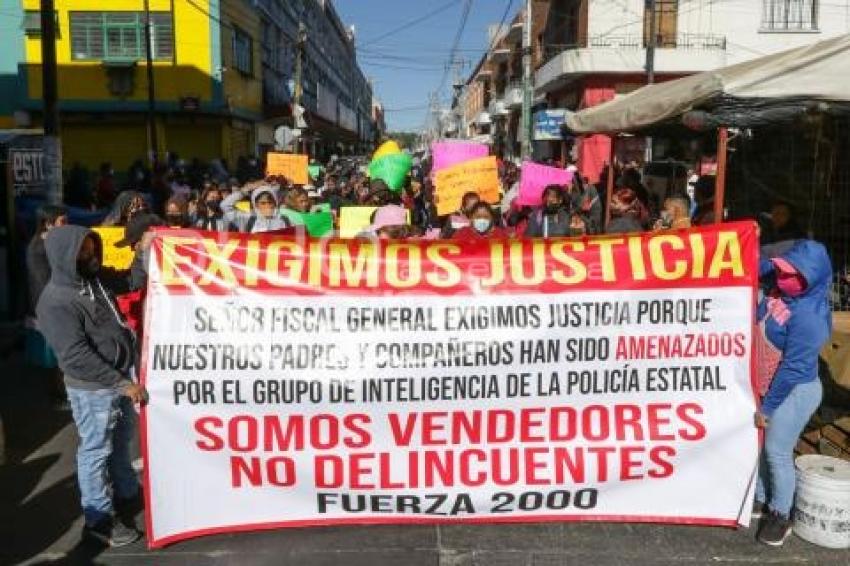 MANIFESTACIÓN FUERZA 2000