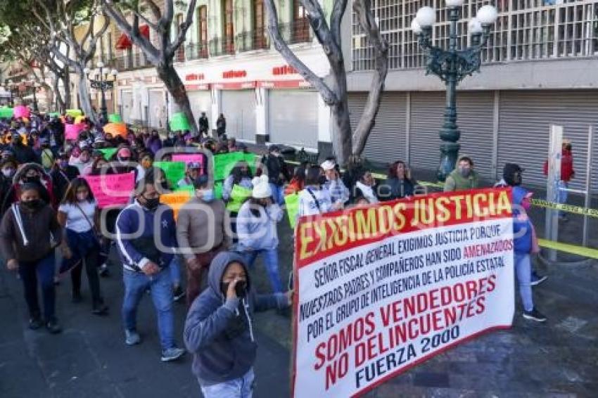 MANIFESTACIÓN FUERZA 2000