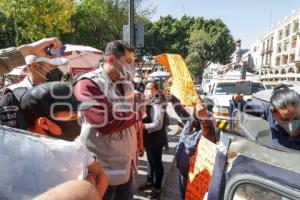 ZÓCALO . VENDEDORES AMBULANTES