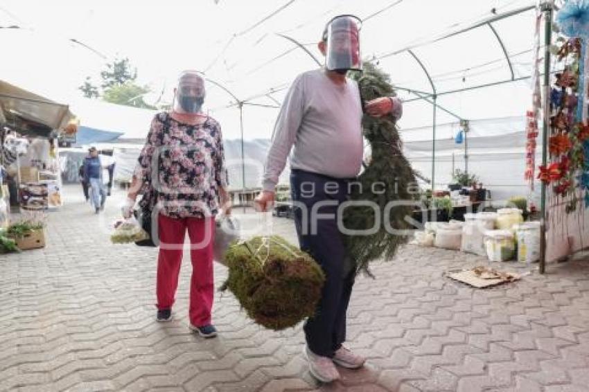 BAZAR NAVIDEÑO