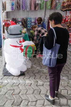 BAZAR NAVIDEÑO