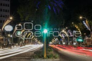 AVENIDA JUÁREZ . ILUMINACIÓN NAVIDEÑA