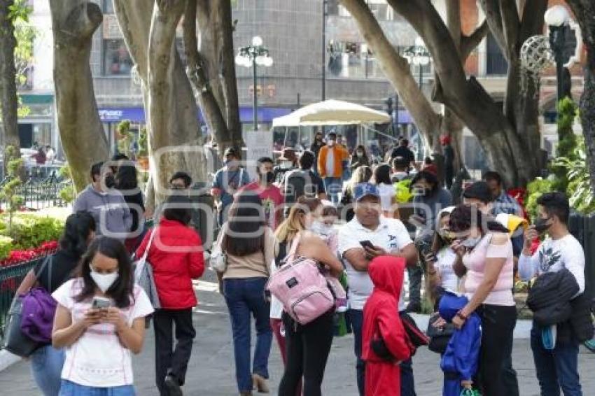 ZÓCALO . CIERRE TEMPORAL