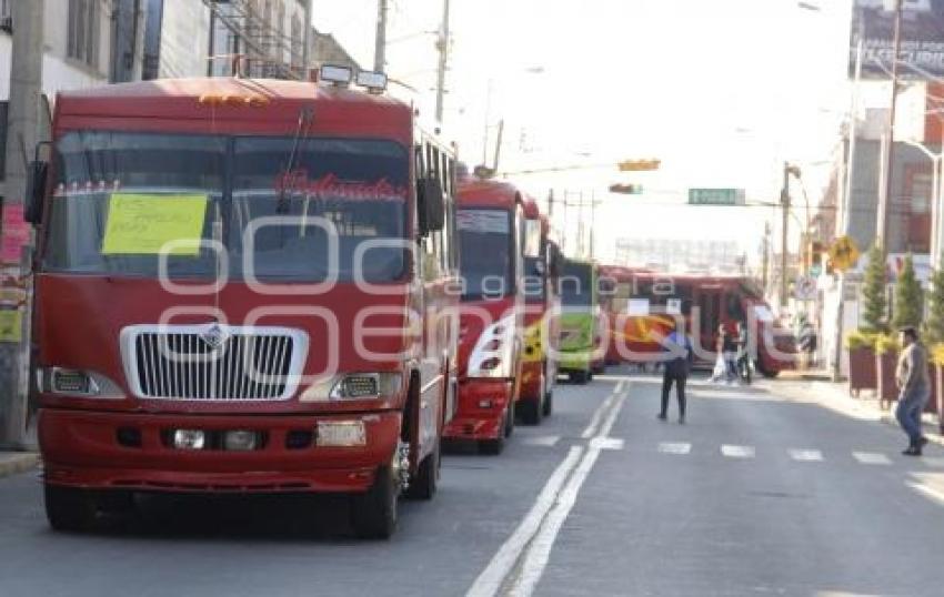 HUEJOTZINGO . MANIFESTACIÓN TRANSPORTISTAS