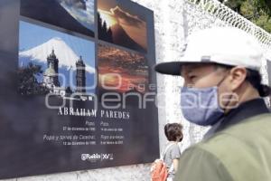 EXPOSICIÓN AL LADO DEL VOLCÁN