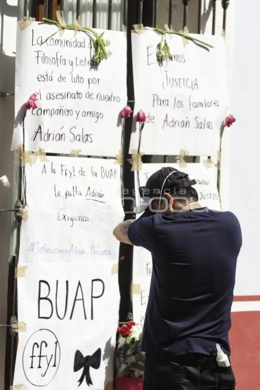 OFRENDA FLORAL ADRIÁN SALAS