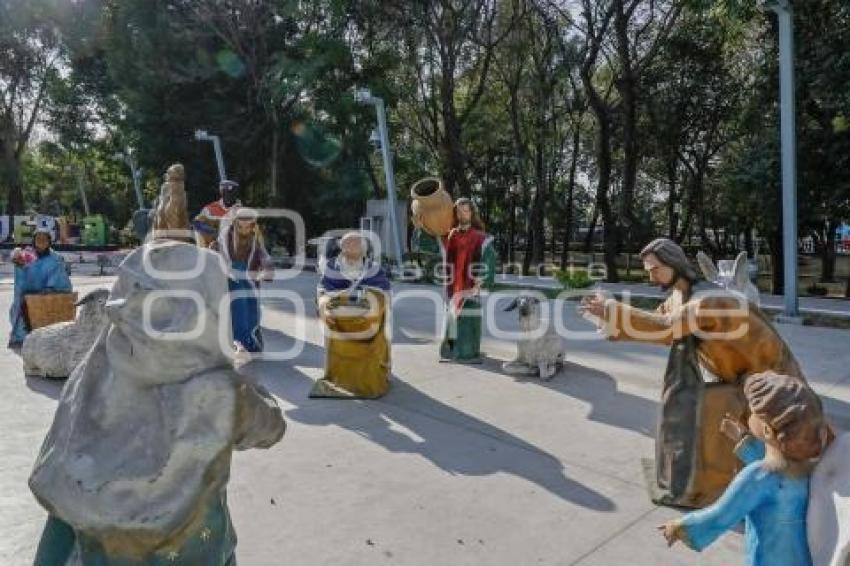 PARQUE JUÁREZ . NACIMIENTO GIGANTE