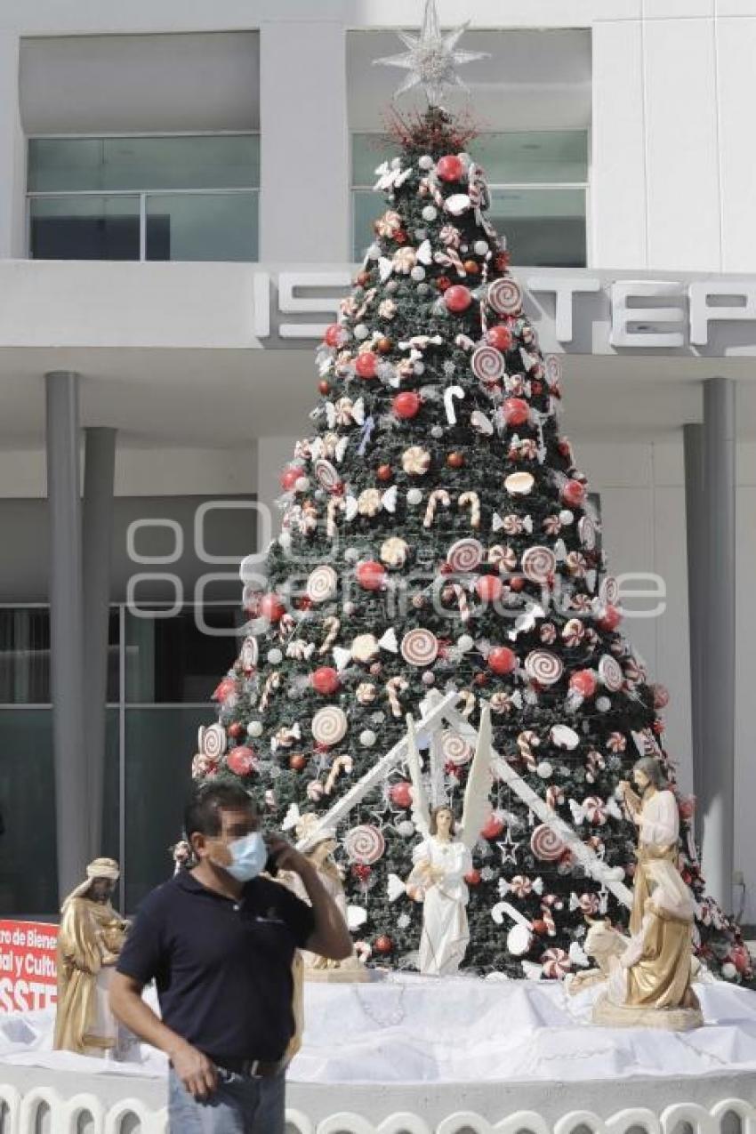 ISSSTEP . ÁRBOL DE NAVIDAD