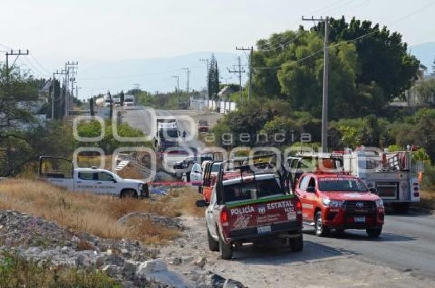 TEHUACÁN . ACCIDENTE AUTOMOVILÍSTICO