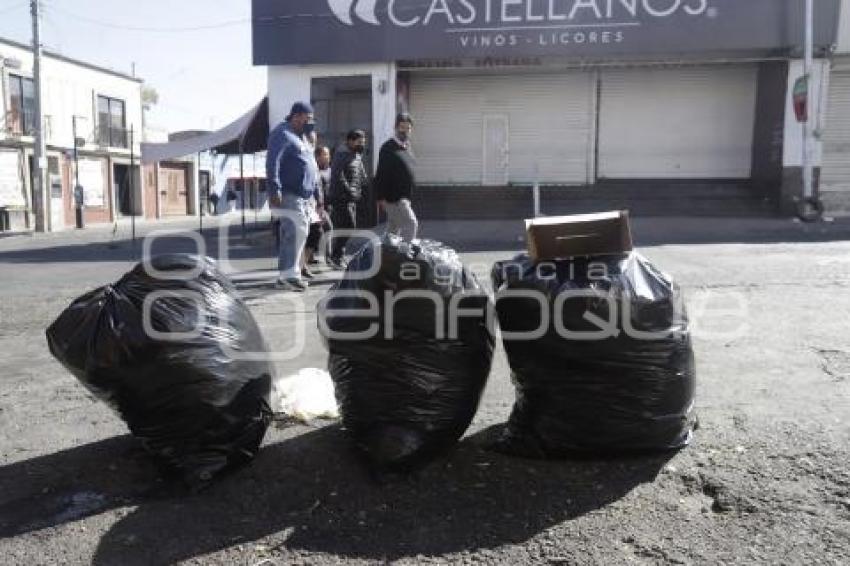 BASURA . AÑO NUEVO
