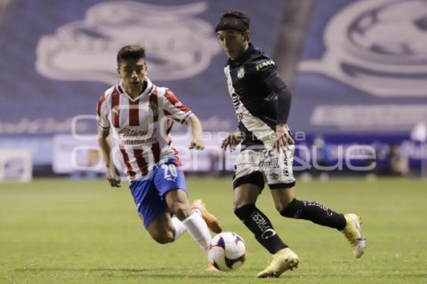 FÚTBOL . CLUB PUEBLA VS CHIVAS