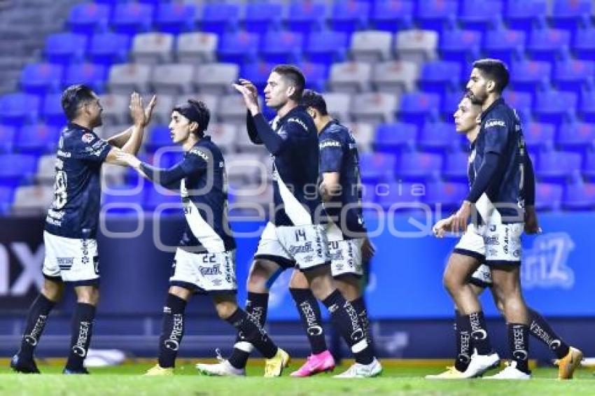 FÚTBOL . CLUB PUEBLA VS CHIVAS