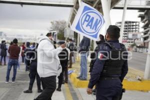 CIERRE VÍA ATLIXCÁYOTL . PANISTAS