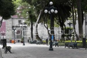 CONFINAMIENTO . ZÓCALO