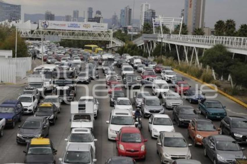 CIERRE VÍA ATLIXCÁYOTL . TRÁFICO