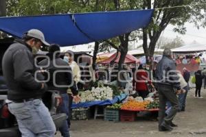 TIANGUIS SAN ISIDRO