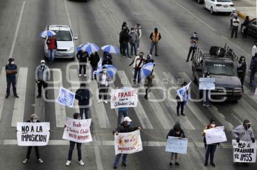 CIERRE VÍA ATLIXCÁYOTL . PANISTAS