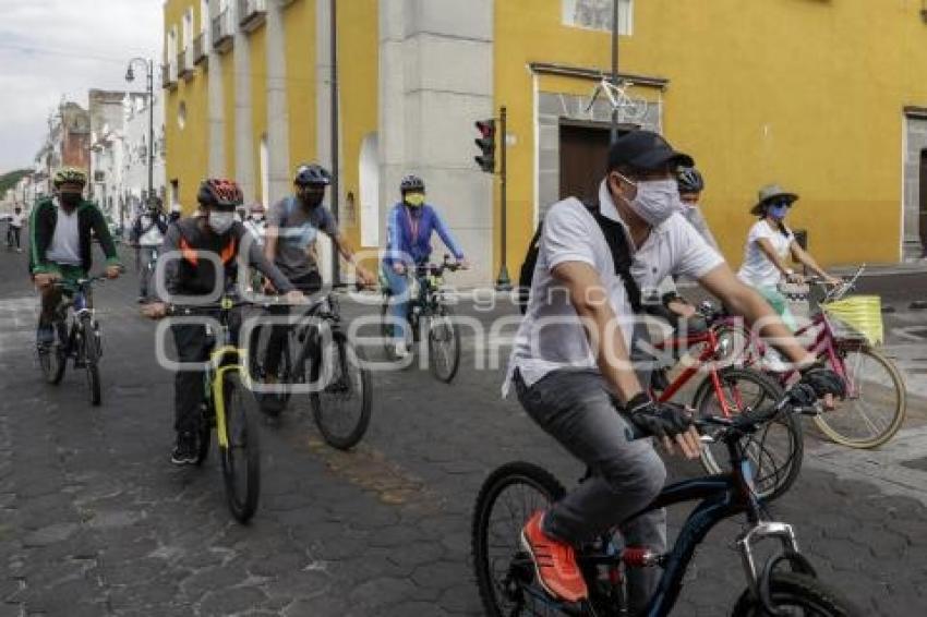 BICICLETA BLANCA