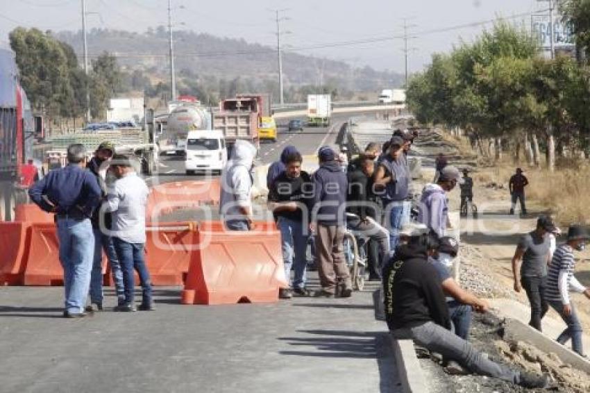 BLOQUEO AUTOPISTA