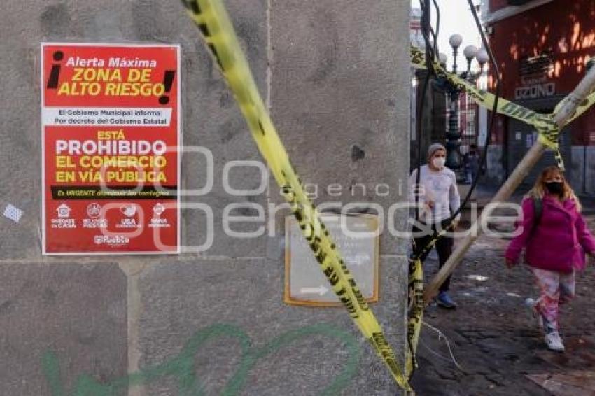 CARTELES . PROHIBICIÓN AMBULANTAJE